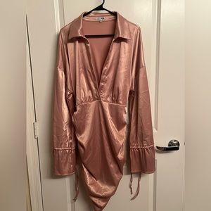 Fashion Nova, deep V neck dress. XL